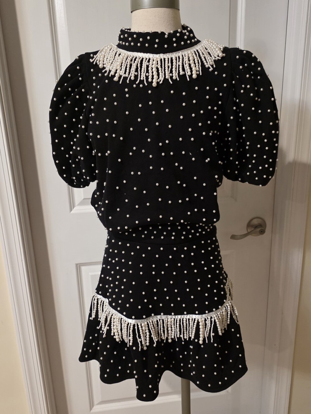 Queen Of Sparkles Pearls Skirt Set Size Small